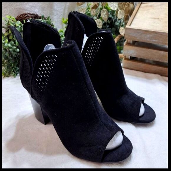 Yoki Friday Suede black Boots Sz 8 - Picture 1 of 8